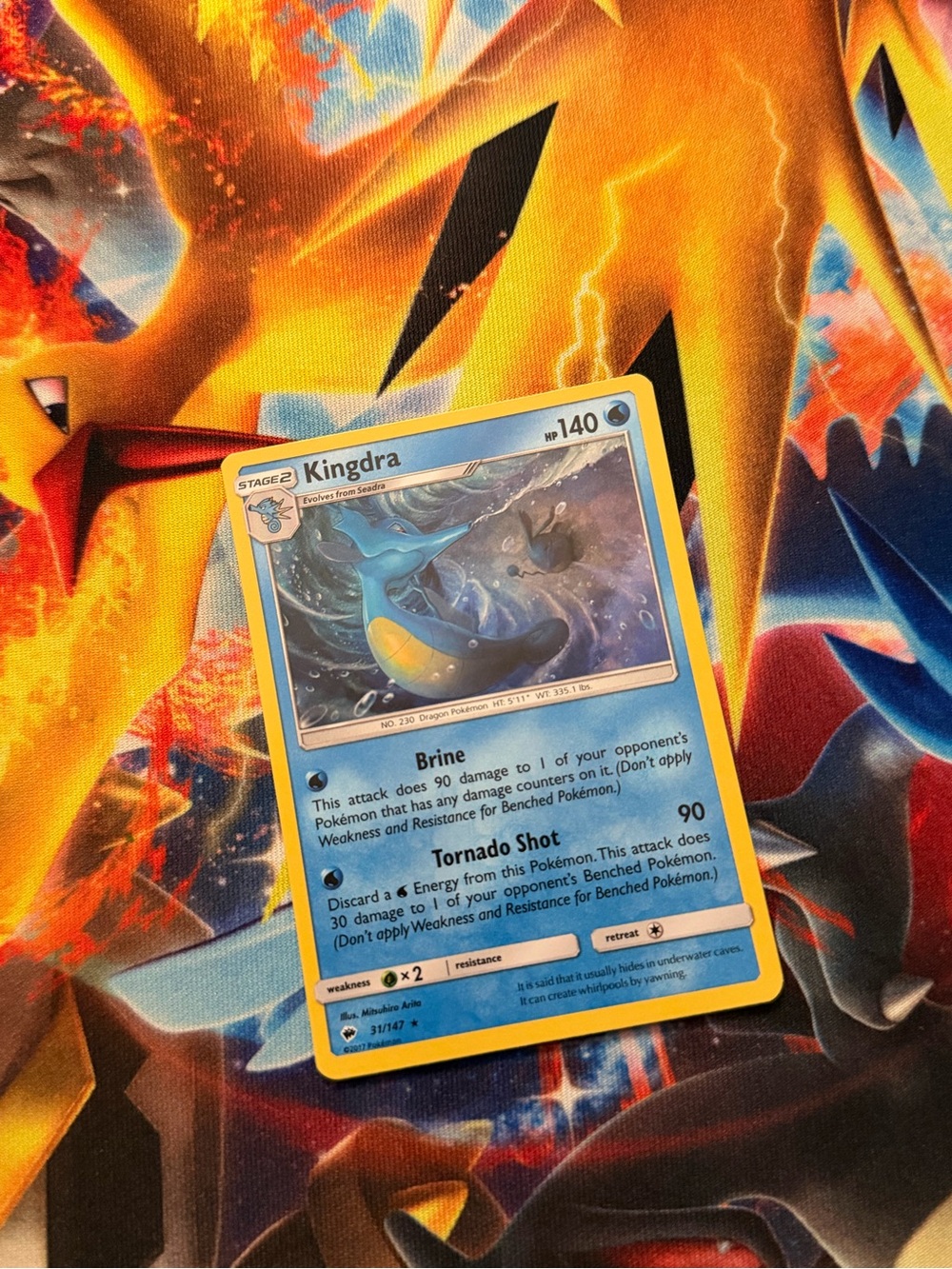Pokemon Kingdra holo burning Shadows card